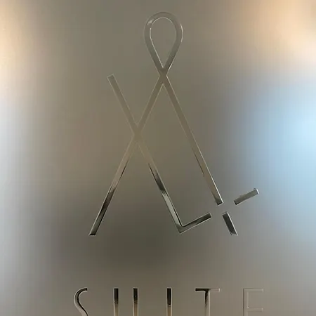 Al
