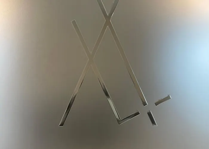 Al